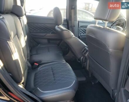 Міцубісі Аутлендер, об'ємом двигуна 2.36 л та пробігом 139 тис. км за 4000 $, фото 10 на Automoto.ua