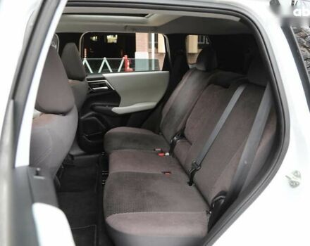 Міцубісі Аутлендер, об'ємом двигуна 2.5 л та пробігом 18 тис. км за 30000 $, фото 8 на Automoto.ua