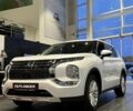 купить новое авто Мицубиси Аутлендер 2023 года от официального дилера Mitsubishi Арма Моторс Мицубиси фото