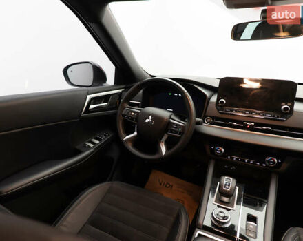 Мицубиси Аутлендер, объемом двигателя 2.5 л и пробегом 45 тыс. км за 29502 $, фото 11 на Automoto.ua