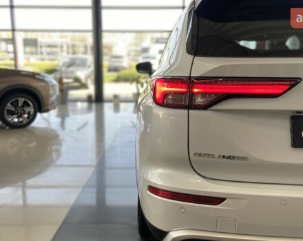 Мицубиси Аутлендер, объемом двигателя 2.49 л и пробегом 0 тыс. км за 35580 $, фото 7 на Automoto.ua