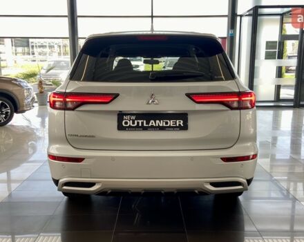 Мицубиси Аутлендер, объемом двигателя 2.49 л и пробегом 0 тыс. км за 35580 $, фото 6 на Automoto.ua