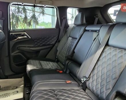 Міцубісі Аутлендер, об'ємом двигуна 2.49 л та пробігом 0 тис. км за 42462 $, фото 6 на Automoto.ua