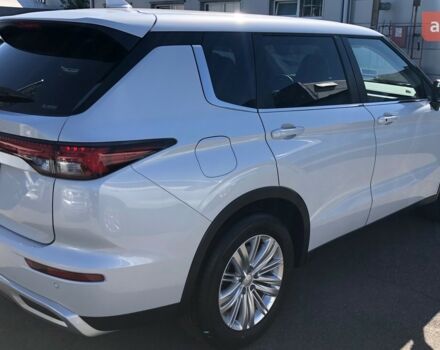 Міцубісі Аутлендер, об'ємом двигуна 2.49 л та пробігом 0 тис. км за 38037 $, фото 4 на Automoto.ua