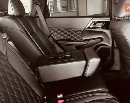 купить новое авто Мицубиси Аутлендер 2025 года от официального дилера ВТ МОТОРС Мицубиси фото