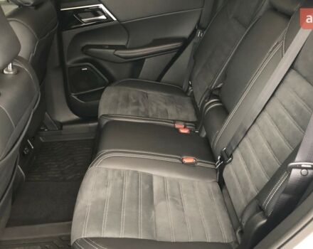 Мицубиси Аутлендер, объемом двигателя 2.49 л и пробегом 0 тыс. км за 39633 $, фото 22 на Automoto.ua