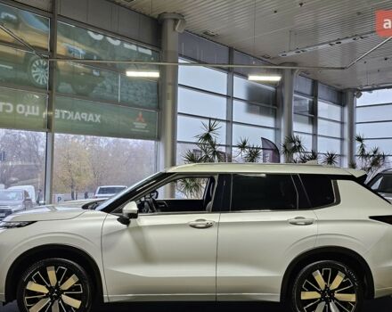 Мицубиси Аутлендер, объемом двигателя 2.49 л и пробегом 0 тыс. км за 44024 $, фото 2 на Automoto.ua