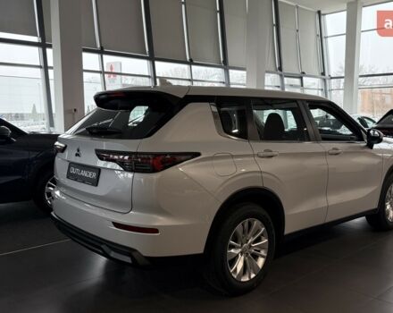 Мицубиси Аутлендер, объемом двигателя 2.49 л и пробегом 0 тыс. км за 34296 $, фото 4 на Automoto.ua