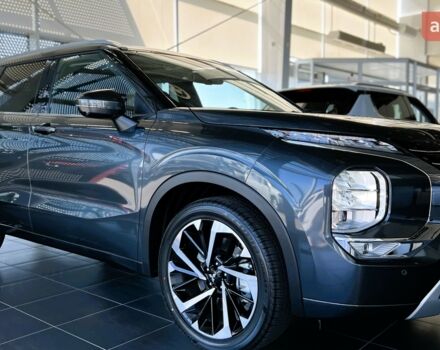 Мицубиси Аутлендер 2025 года купить новое авто Мицубиси Аутлендер 2025 года от официального дилера Автоцентр AUTO.RIA Мицубиси фото