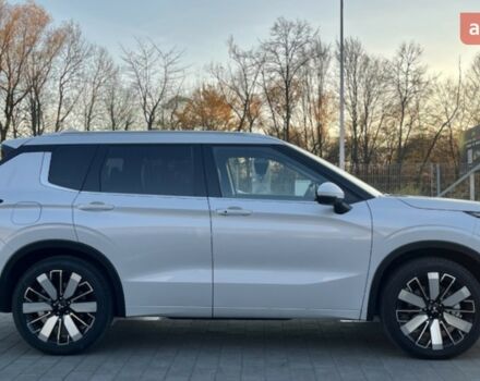 Мицубиси Аутлендер, объемом двигателя 2.49 л и пробегом 0 тыс. км за 43681 $, фото 5 на Automoto.ua