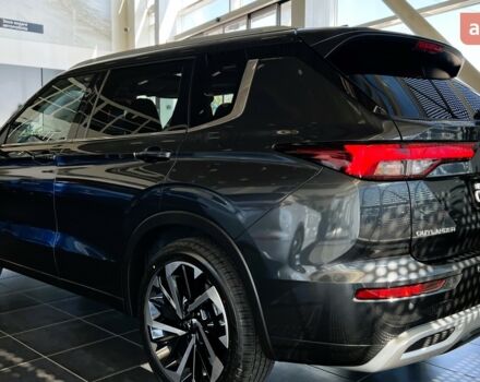 Мицубиси Аутлендер 2025 года купить новое авто Мицубиси Аутлендер 2025 года от официального дилера Автоцентр AUTO.RIA Мицубиси фото