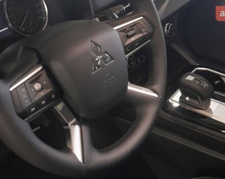 купить новое авто Мицубиси Аутлендер 2025 года от официального дилера Ньютон Авто Місто Мицубиси фото