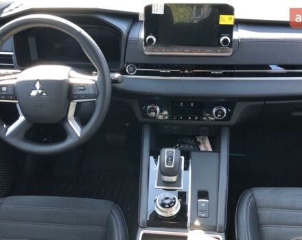 Міцубісі Аутлендер, об'ємом двигуна 2.49 л та пробігом 0 тис. км за 38037 $, фото 10 на Automoto.ua