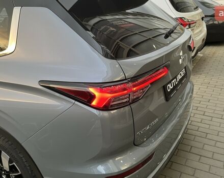 Мицубиси Аутлендер, объемом двигателя 2.49 л и пробегом 0 тыс. км за 44024 $, фото 4 на Automoto.ua