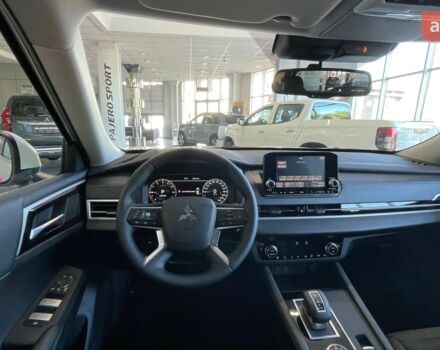 Мицубиси Аутлендер 2025 в Львове на Automoto.ua Мицубиси Аутлендер, объемом двигателя 2.49 л и пробегом 0 тыс. км за 39690 $, фото 15 на Automoto.ua