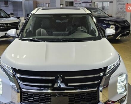 Мицубиси Аутлендер, объемом двигателя 2.49 л и пробегом 0 тыс. км за 44024 $, фото 3 на Automoto.ua