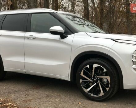 Мицубиси Аутлендер, объемом двигателя 2.49 л и пробегом 0 тыс. км за 39728 $, фото 10 на Automoto.ua