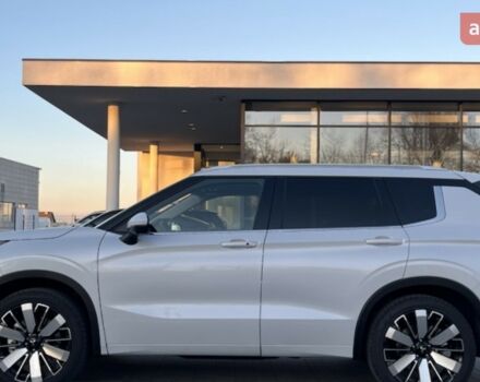 Мицубиси Аутлендер, объемом двигателя 2.49 л и пробегом 0 тыс. км за 43681 $, фото 4 на Automoto.ua