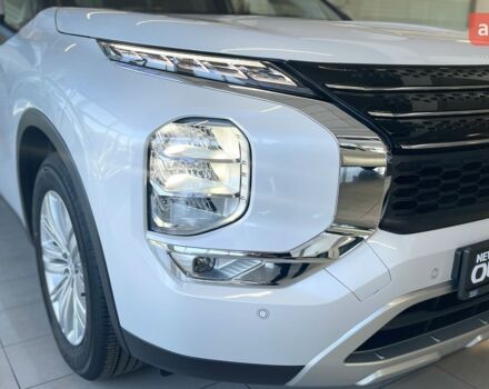 Мицубиси Аутлендер 2025 в Львове на Automoto.ua Мицубиси Аутлендер, объемом двигателя 2.49 л и пробегом 0 тыс. км за 39690 $, фото 4 на Automoto.ua