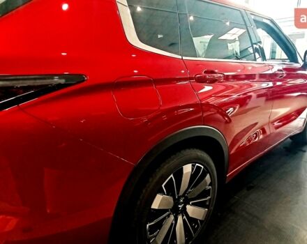 Мицубиси Аутлендер, объемом двигателя 2.49 л и пробегом 0 тыс. км за 44003 $, фото 4 на Automoto.ua