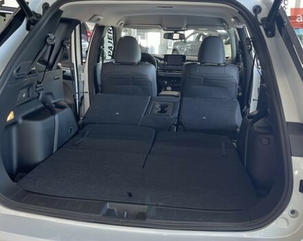 Мицубиси Аутлендер 2025 в Львове на Automoto.ua Мицубиси Аутлендер, объемом двигателя 2.49 л и пробегом 0 тыс. км за 39690 $, фото 43 на Automoto.ua