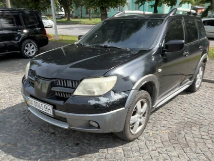 Мицубиси Аутлендер 2004 в Хмельницком на Automoto.ua Мицубиси Аутлендер, объемом двигателя 2.4 л и пробегом 250 тыс. км за 4600 $, фото 1 на Automoto.ua