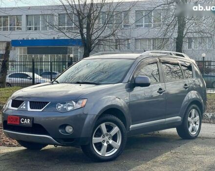 Мицубиси Аутлендер, объемом двигателя 0 л и пробегом 157 тыс. км за 8500 $, фото 1 на Automoto.ua