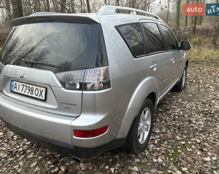 Мицубиси Аутлендер, объемом двигателя 2.36 л и пробегом 250 тыс. км за 7700 $, фото 1 на Automoto.ua