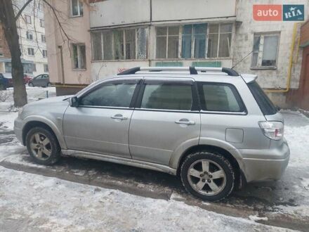 Міцубісі Аутлендер 2008 у Києві на Automoto.ua Міцубісі Аутлендер, об'ємом двигуна 2.4 л та пробігом 320 тис. км за 6000 $, фото 1 на Automoto.ua