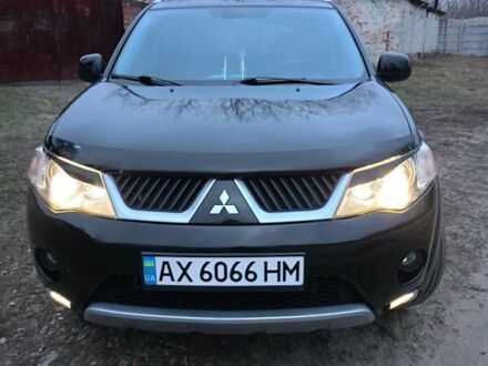 Мицубиси Аутлендер 2008 в Мерефа на Automoto.ua Мицубиси Аутлендер, объемом двигателя 2.4 л и пробегом 178 тыс. км за 10800 $, фото 1 на Automoto.ua