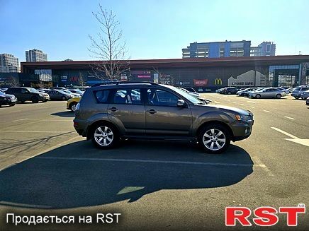 Мицубиси Аутлендер 2012 в Киеве на Automoto.ua Мицубиси Аутлендер, объемом двигателя 2.4 л и пробегом 270 тыс. км за 11800 $, фото 1 на Automoto.ua
