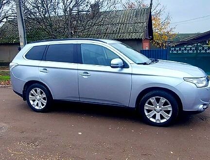 Міцубісі Аутлендер, об'ємом двигуна 2.3 л та пробігом 187 тис. км за 14000 $, фото 1 на Automoto.ua