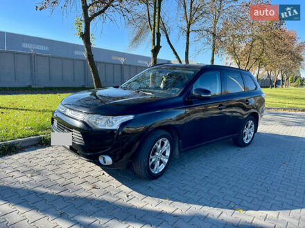 Мицубиси Аутлендер 2013 в Львове на Automoto.ua Мицубиси Аутлендер, объемом двигателя 2 л и пробегом 260 тыс. км за 11800 $, фото 1 на Automoto.ua