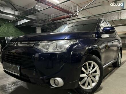 Міцубісі Аутлендер 2013 у Києві на Automoto.ua Міцубісі Аутлендер, об'ємом двигуна 0 л та пробігом 178 тис. км за 12500 $, фото 1 на Automoto.ua