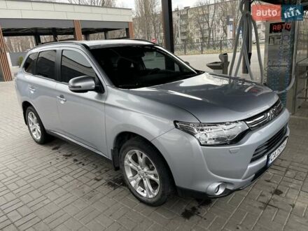 Мицубиси Аутлендер 2014 в Черкассах на Automoto.ua Мицубиси Аутлендер, объемом двигателя 2.4 л и пробегом 29 тыс. км за 16000 $, фото 1 на Automoto.ua