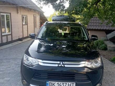 Мицубиси Аутлендер 2014 в Вараш (Кузнецовск) на Automoto.ua Мицубиси Аутлендер, объемом двигателя 2.2 л и пробегом 261 тыс. км за 14000 $, фото 1 на Automoto.ua