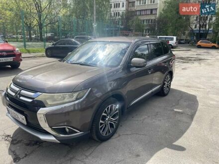 Мицубиси Аутлендер 2016 в Киеве на Automoto.ua Мицубиси Аутлендер, объемом двигателя 2.36 л и пробегом 117 тыс. км за 15000 $, фото 1 на Automoto.ua