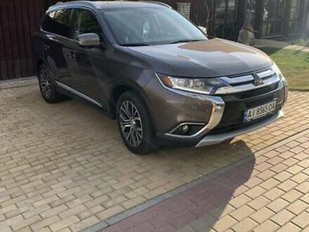 Мицубиси Аутлендер 2016 в Киеве на Automoto.ua Мицубиси Аутлендер, объемом двигателя 2.36 л и пробегом 144 тыс. км за 14800 $, фото 1 на Automoto.ua