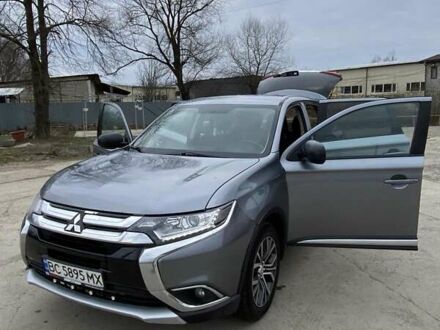 Мицубиси Аутлендер 2016 в Львове на Automoto.ua Мицубиси Аутлендер, объемом двигателя 2.36 л и пробегом 152 тыс. км за 14300 $, фото 1 на Automoto.ua