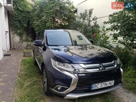 Мицубиси Аутлендер 2017 в Львове на Automoto.ua Мицубиси Аутлендер, объемом двигателя 2.36 л и пробегом 87 тыс. км за 18000 $, фото 1 на Automoto.ua