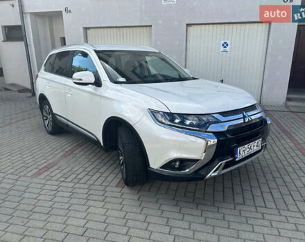 Міцубісі Аутлендер, об'ємом двигуна 2 л та пробігом 98 тис. км за 11500 $, фото 1 на Automoto.ua