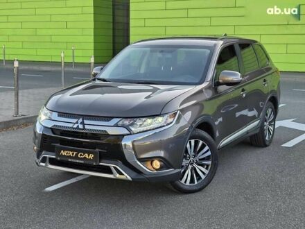 Мицубиси Аутлендер 2018 в Киеве на Automoto.ua Мицубиси Аутлендер, объемом двигателя 0 л и пробегом 35 тыс. км за 17800 $, фото 1 на Automoto.ua