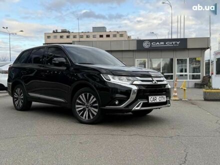 Міцубісі Аутлендер 2019 у Києві на Automoto.ua Міцубісі Аутлендер, об'ємом двигуна 2.4 л та пробігом 106 тис. км за 16250 $, фото 1 на Automoto.ua