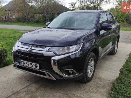 Міцубісі Аутлендер 2019 у Чигирине на Automoto.ua Міцубісі Аутлендер, об'ємом двигуна 2 л та пробігом 107 тис. км за 18800 $, фото 1 на Automoto.ua