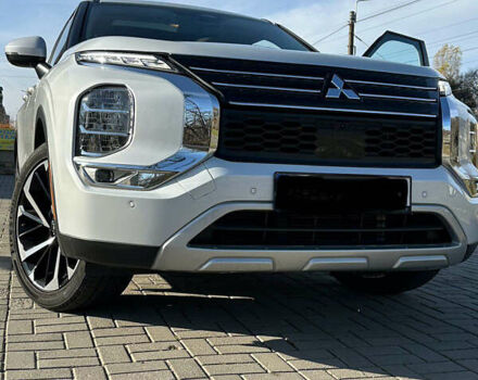 Міцубісі Аутлендер, об'ємом двигуна 2.49 л та пробігом 60 тис. км за 28000 $, фото 1 на Automoto.ua
