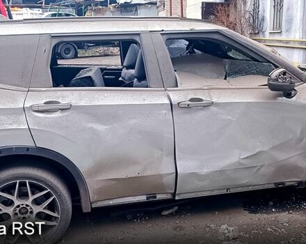 Міцубісі Аутлендер, об'ємом двигуна 2.5 л та пробігом 0 тис. км за 9000 $, фото 1 на Automoto.ua