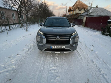 Мицубиси Аутлендер, объемом двигателя 2.49 л и пробегом 48 тыс. км за 31000 $, фото 1 на Automoto.ua