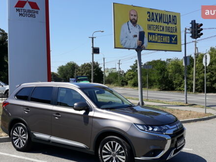Мицубиси Аутлендер 2022 в Днепре (Днепропетровске) на Automoto.ua Мицубиси Аутлендер, объемом двигателя 2.36 л и пробегом 0 тыс. км за 35236 $, фото 1 на Automoto.ua