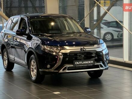 Мицубиси Аутлендер 2022 в Киеве на Automoto.ua Мицубиси Аутлендер, объемом двигателя 2 л и пробегом 0 тыс. км за 33033 $, фото 1 на Automoto.ua