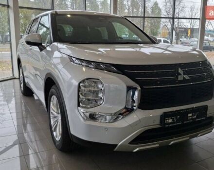 купить новое авто Мицубиси Аутлендер 2024 года от официального дилера Mitsubishi Motors «Соллі-Плюс» Мицубиси фото